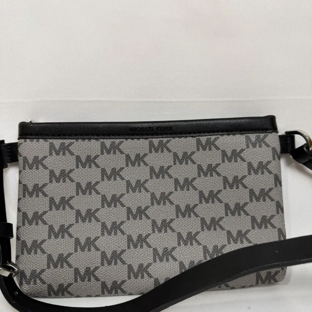 MICHAEL KORS MK Logo Fanny Pack Belt Bag 551749C Gray Black Sz M NWOT